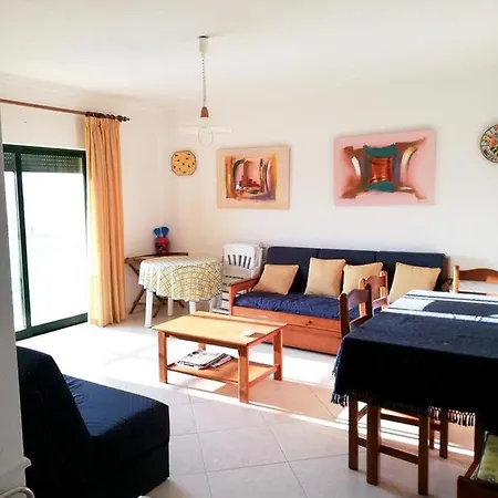 Appartement With One Bedroom In Armacao De Pera With Shared Pool Terrace And Wifi 500 M From The Beach *